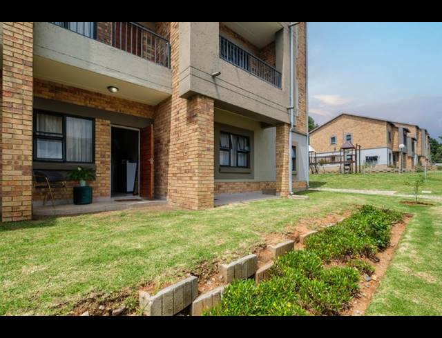 1 BEDROOM TOWNHOUSE FOR SALE IN WHITERIDGE